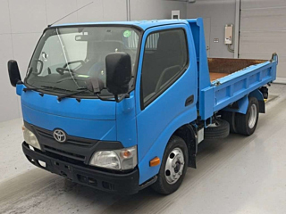 TOYOTA DYNA