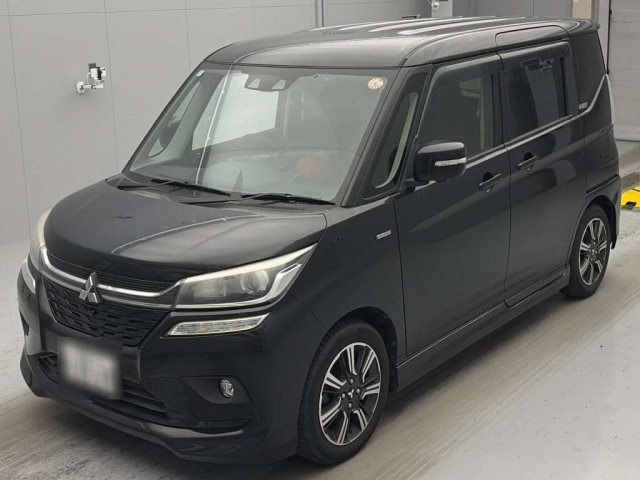 MITSUBISHI DELICA D2