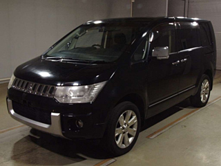 MITSUBISHI DELICA D5