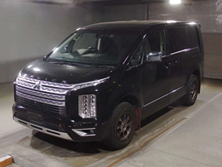 MITSUBISHI DELICA D5