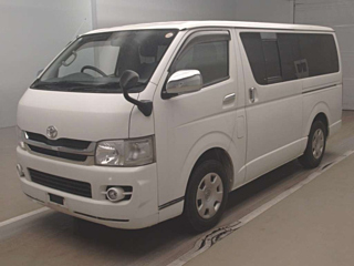 TOYOTA REGIUS ACE VAN