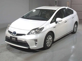 TOYOTA PRIUS PHV