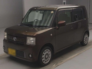TOYOTA PIXIS SPACE