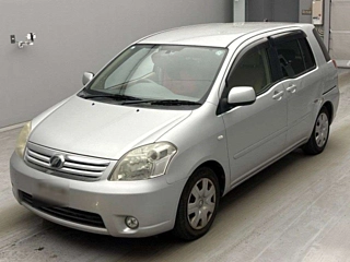 TOYOTA RAUM