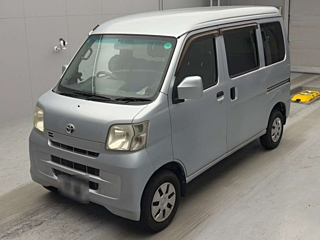TOYOTA PIXIS VAN