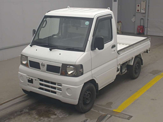 NISSAN CLIPPER TRUCK