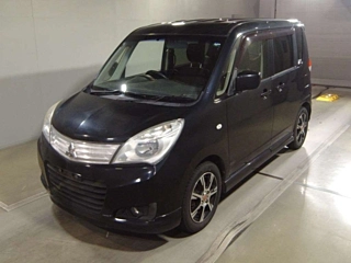MITSUBISHI DELICA D2
