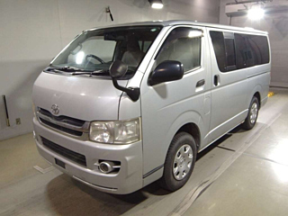TOYOTA REGIUS ACE VAN