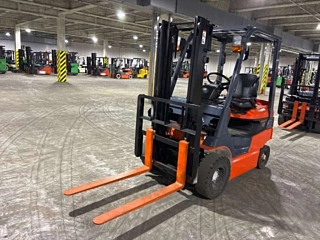 TOYOTA FORKLIFT