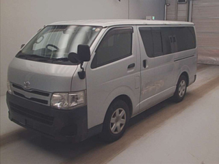 TOYOTA REGIUS ACE VAN