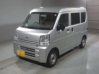 NISSAN CLIPPER VAN
