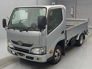 TOYOTA DYNA