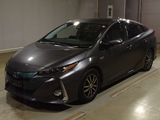 TOYOTA PRIUS PHV