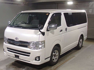 TOYOTA HIACE VAN
