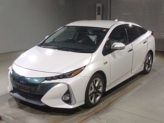TOYOTA PRIUS PHV