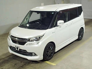 MITSUBISHI DELICA D2