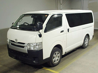 TOYOTA HIACE VAN