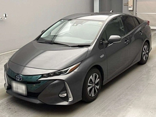 TOYOTA PRIUS PHV