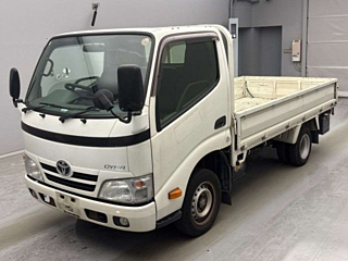 TOYOTA DYNA