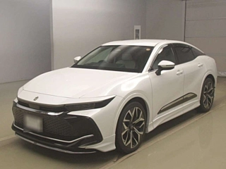 TOYOTA CROWN CROSSOVER