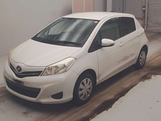 TOYOTA VITZ