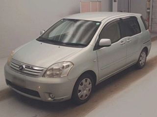 TOYOTA RAUM