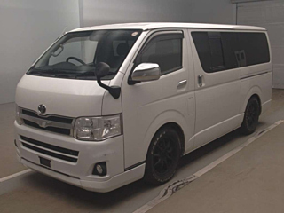TOYOTA HIACE VAN