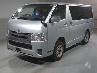 TOYOTA REGIUS ACE VAN
