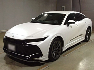 TOYOTA CROWN CROSSOVER