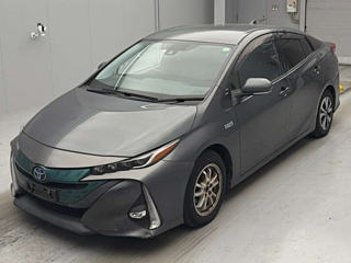 TOYOTA PRIUS PHV