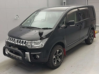 MITSUBISHI DELICA D5