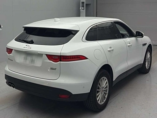 Заказать JAGUAR F-PACE