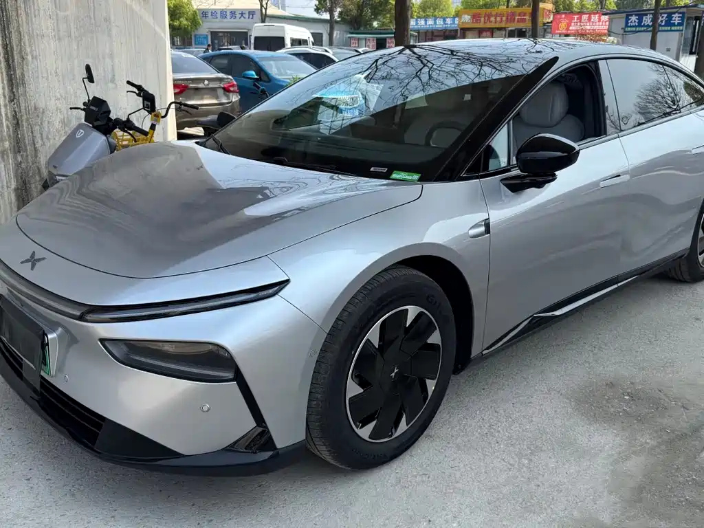 XPENG P7 PLUS