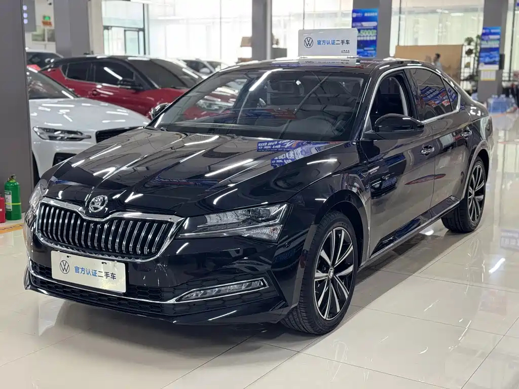 SKODA SUPERB