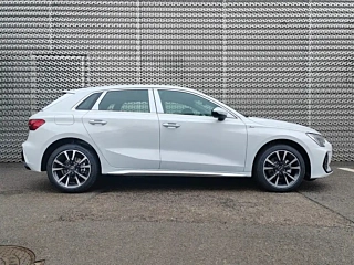 Заказать AUDI A3